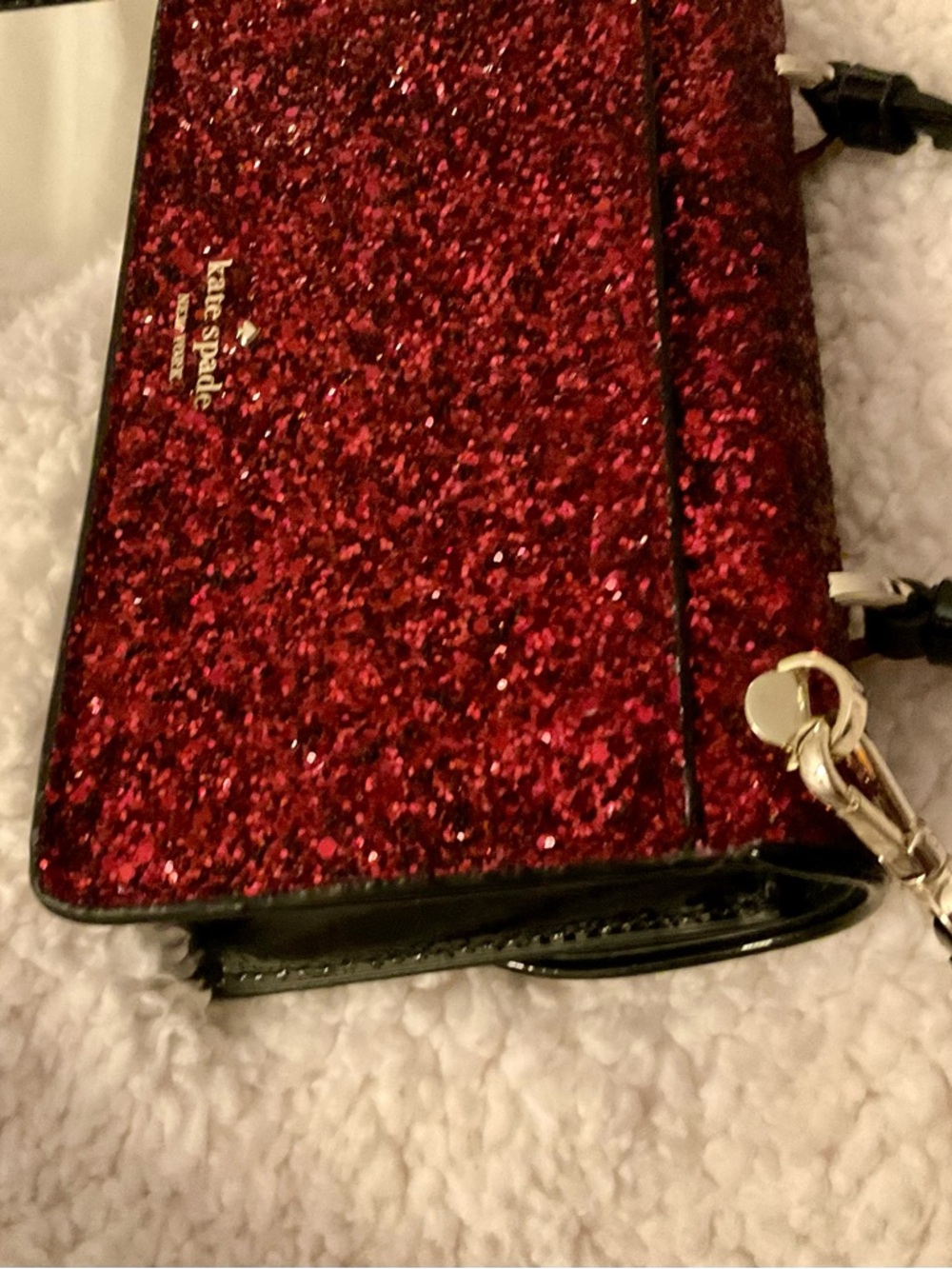 Kate Spade Odette red Glitter Crossbody with Floral Medallion- - Picture 4 of 6